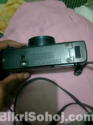 Yashica MF-2 super